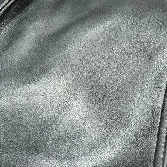 V Made in Italy soft Leather black Coat with super warm lining, pockets - Picture 11 of 11